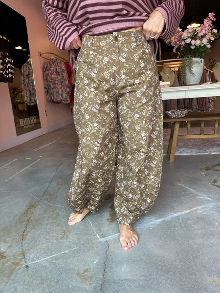 Secret Garden Floral Barrel Jeans